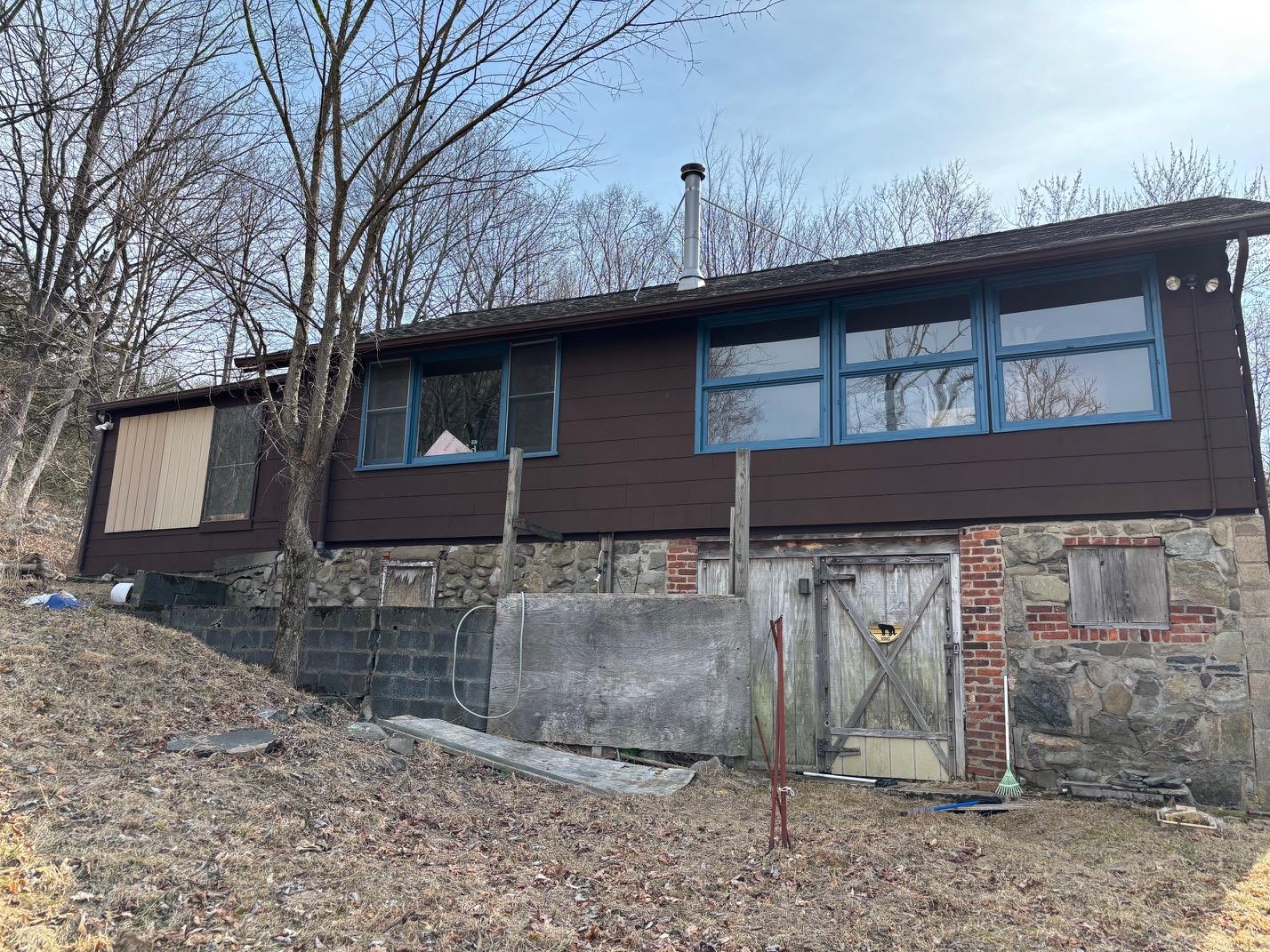 261 W Park Terrace, Monroe, New York image 2