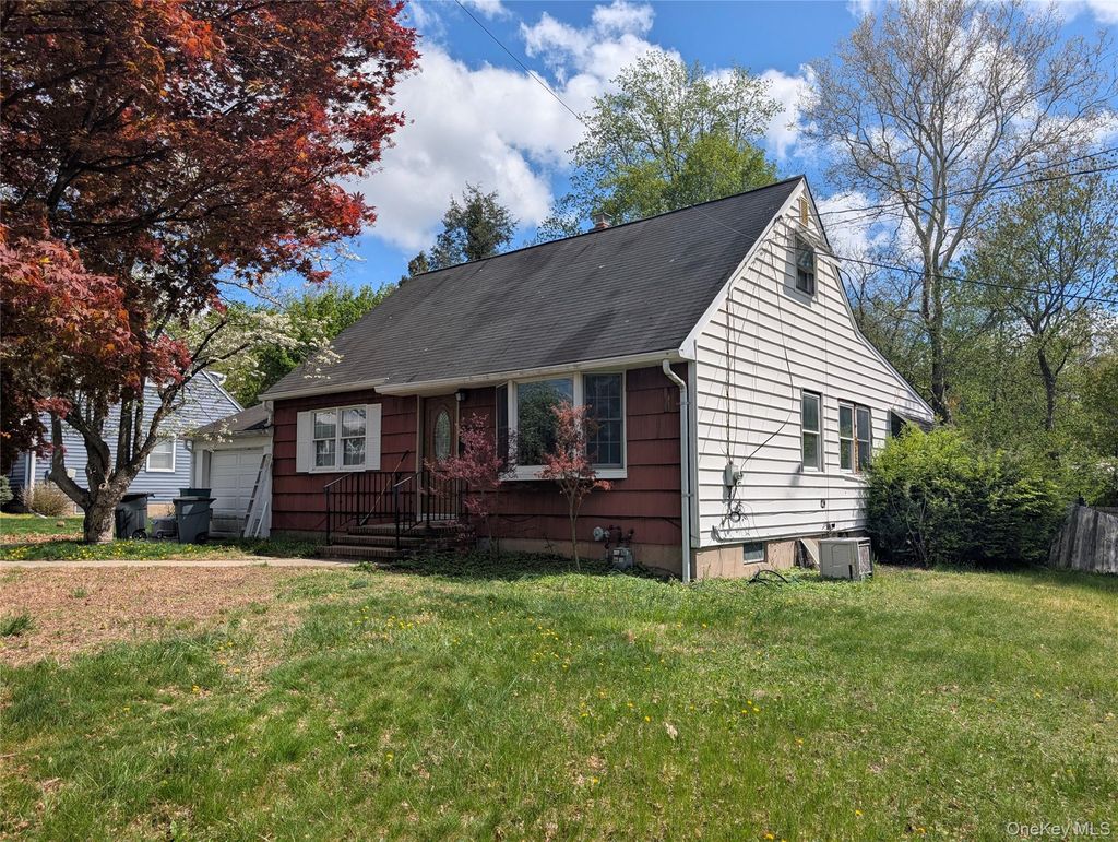 Photo of 13 Venter Lane, Nanuet, NY 10954 (MLS # 995276)