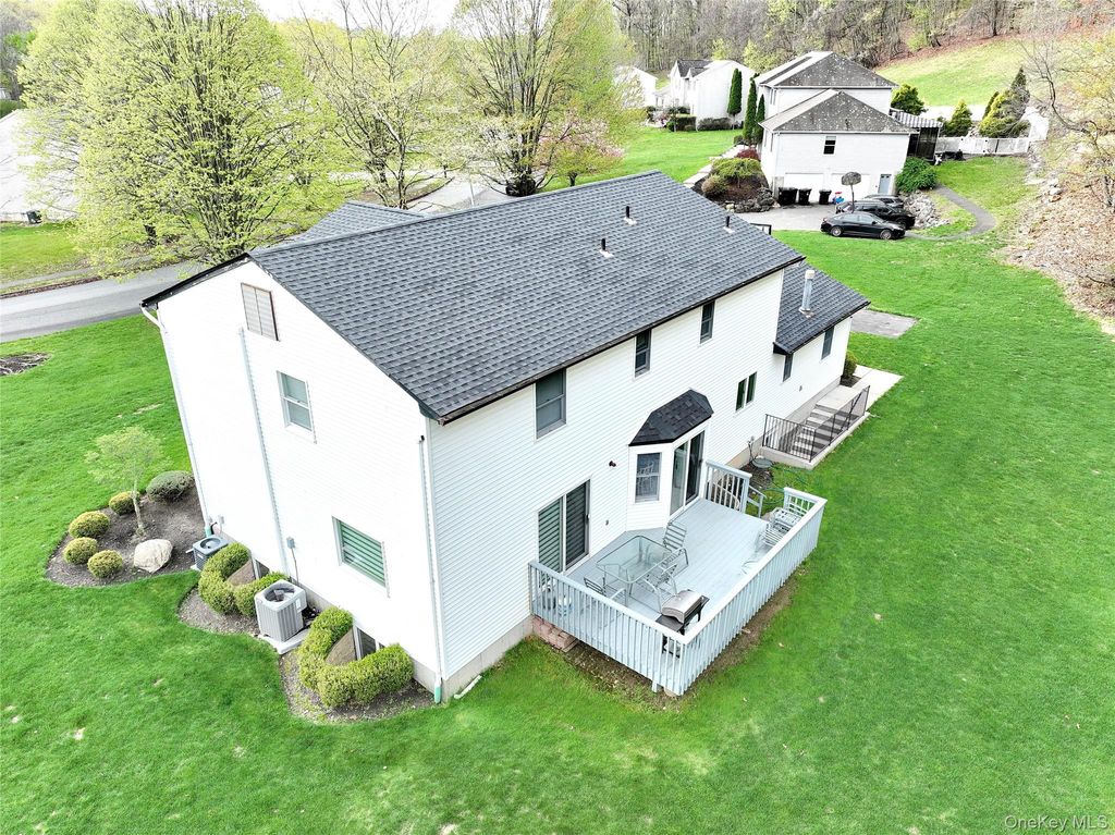 Photo of 24 Park Avenue, Monsey, NY 10952 (MLS # 988309)