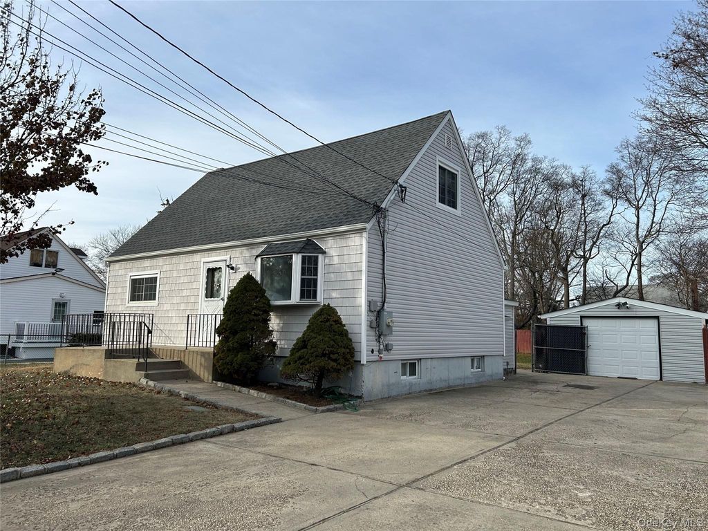 Photo of 49 Doolittle Street, Brentwood, NY 11717 (MLS # 942915)