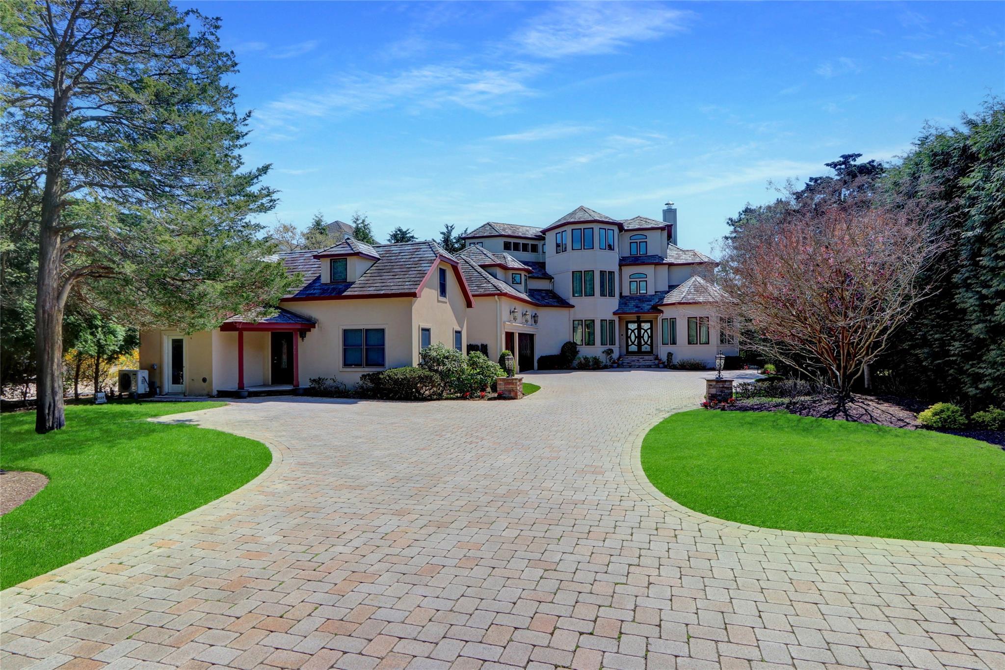 265 Asharoken Avenue