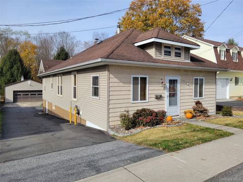 Photo of 114 UNION Street, Montgomery, NY 12549 (MLS # 931375)
