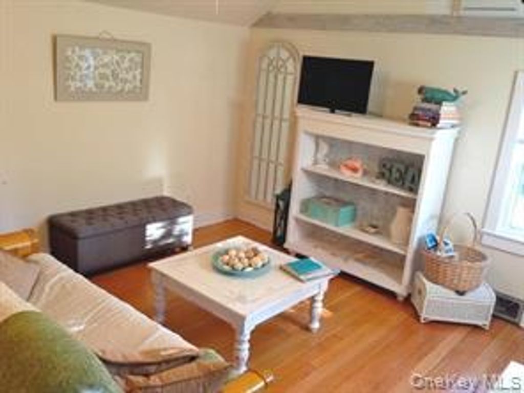 Photo of 3 Lincoln Street, Westhampton, NY 11977 (MLS # 961475)