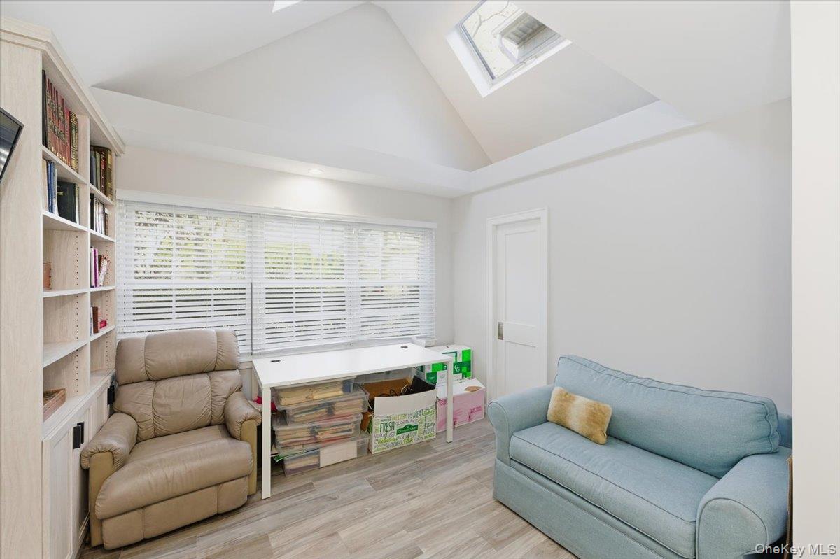 Atlantic Beach, New York 11509, United States, 6 Bedrooms Bedrooms, ,4 BathroomsBathrooms,Residential,Active,248380