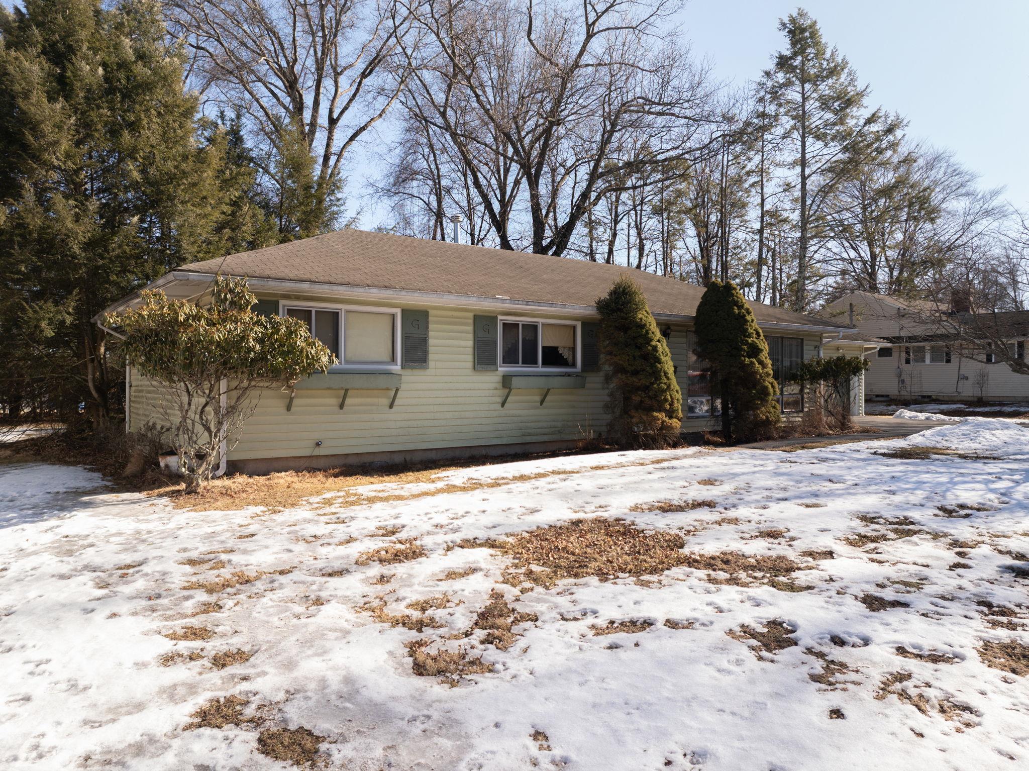 6 Thomas Jefferson Place, Middletown, New York image 3