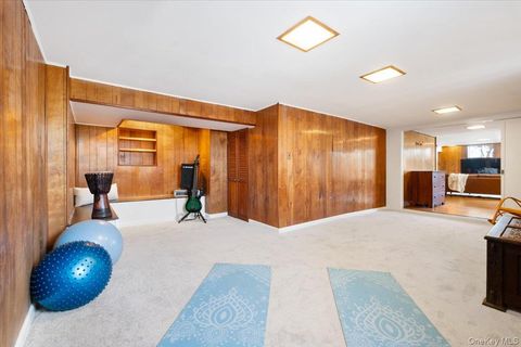 Tiny photo for 34 Western Drive, Ardsley, NY 10502 (MLS # 952656)