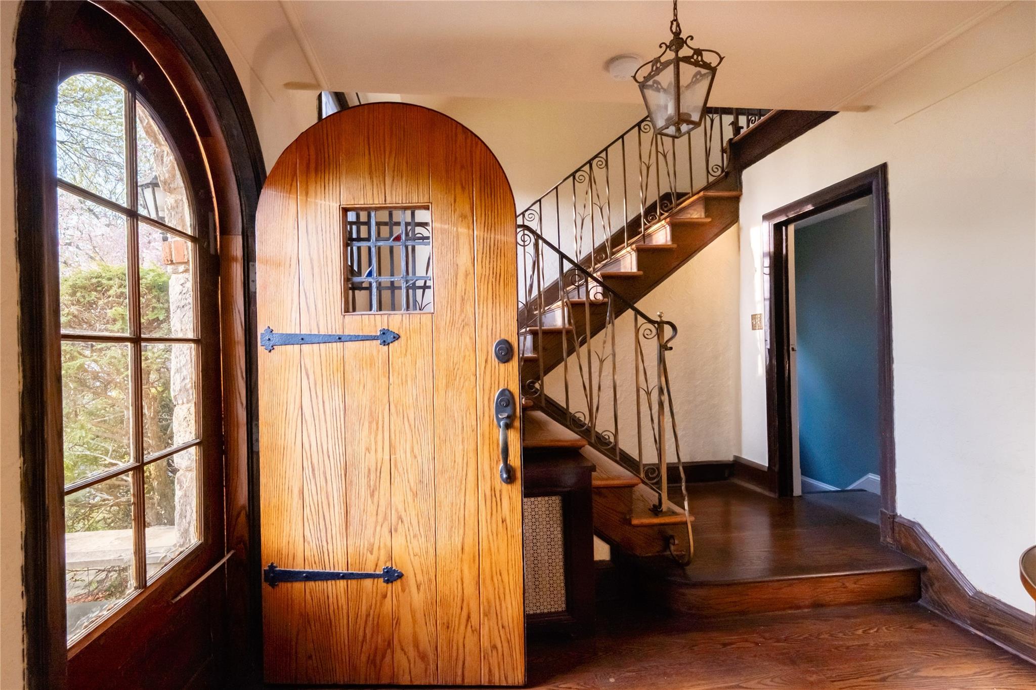 870 James Street, Pelham, New York image 24