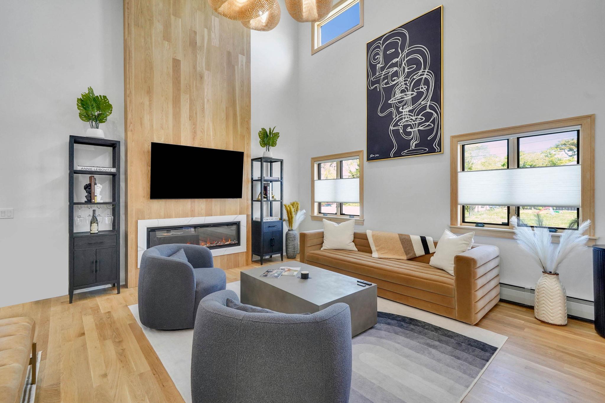 Rental Property at Kaplan Avenue, Greenport, Hamptons, NY - Bedrooms: 3 
Bathrooms: 3  - $20,000 MO.