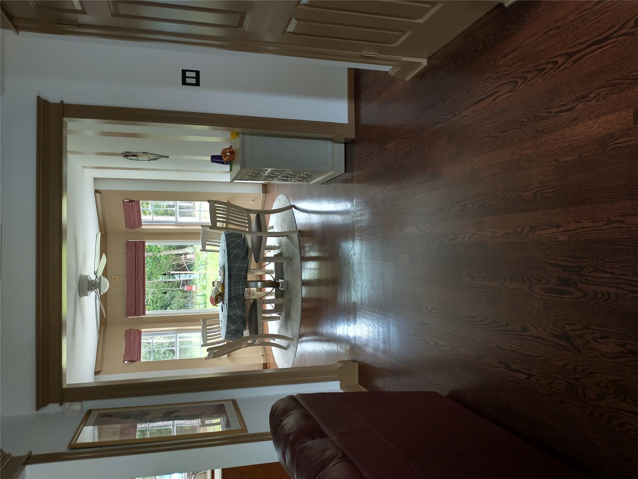 6 Susan Lane, Middle Island, New York image 15