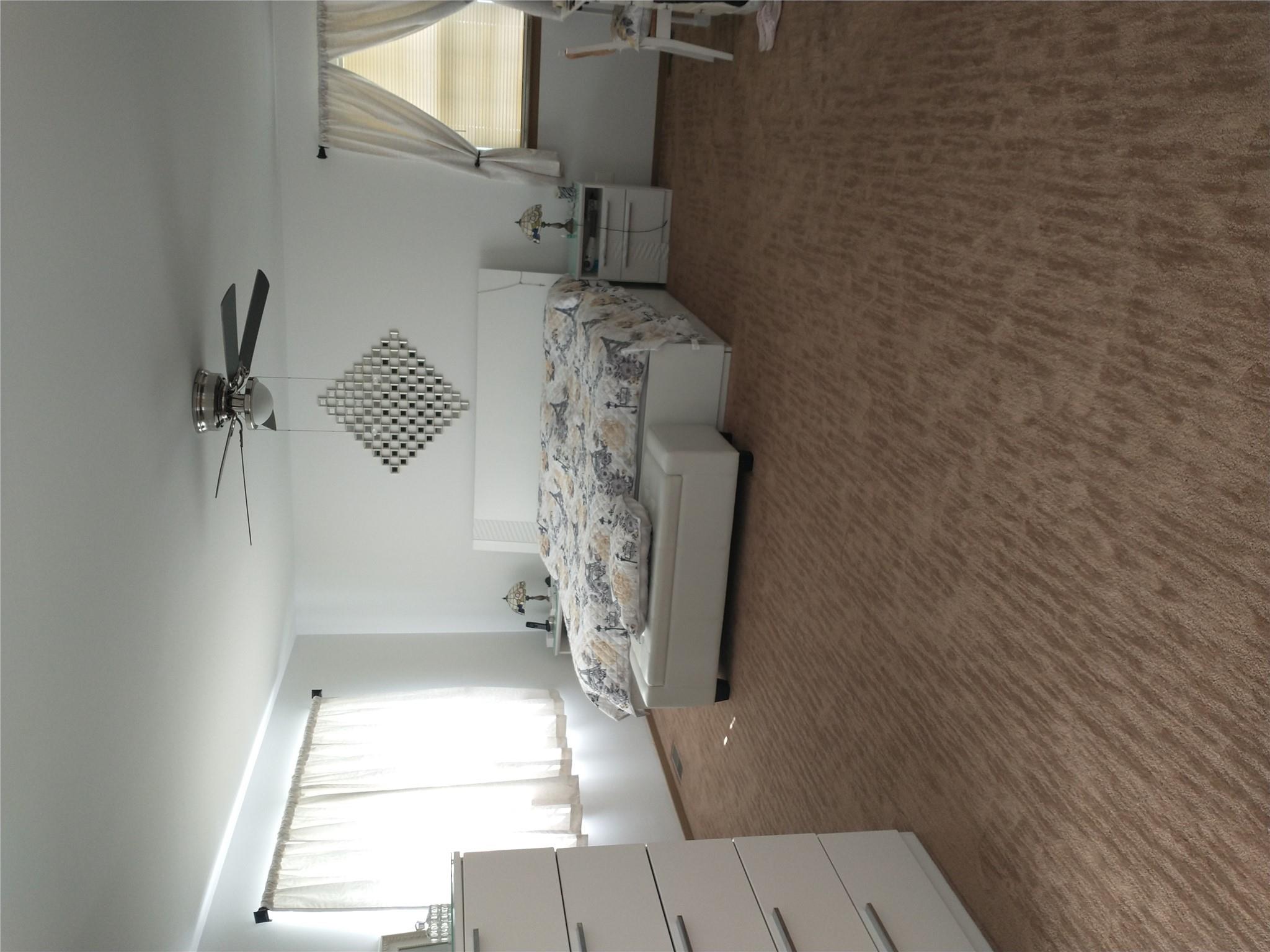 6 Susan Lane, Middle Island, New York image 19