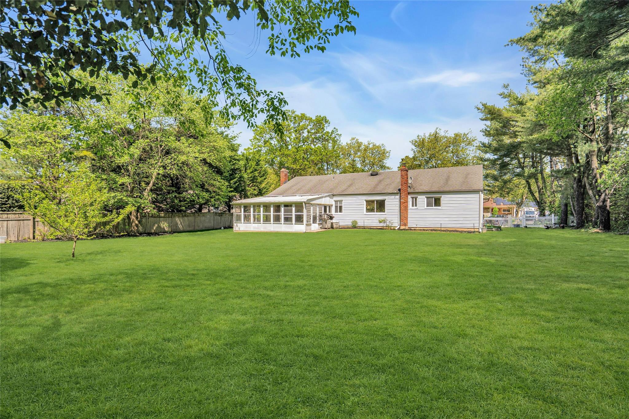 25 Gleason Drive, Dix Hills, New York image 40
