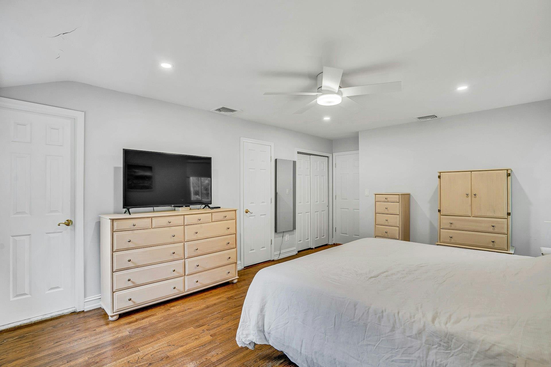 25 Gleason Drive, Dix Hills, New York image 36