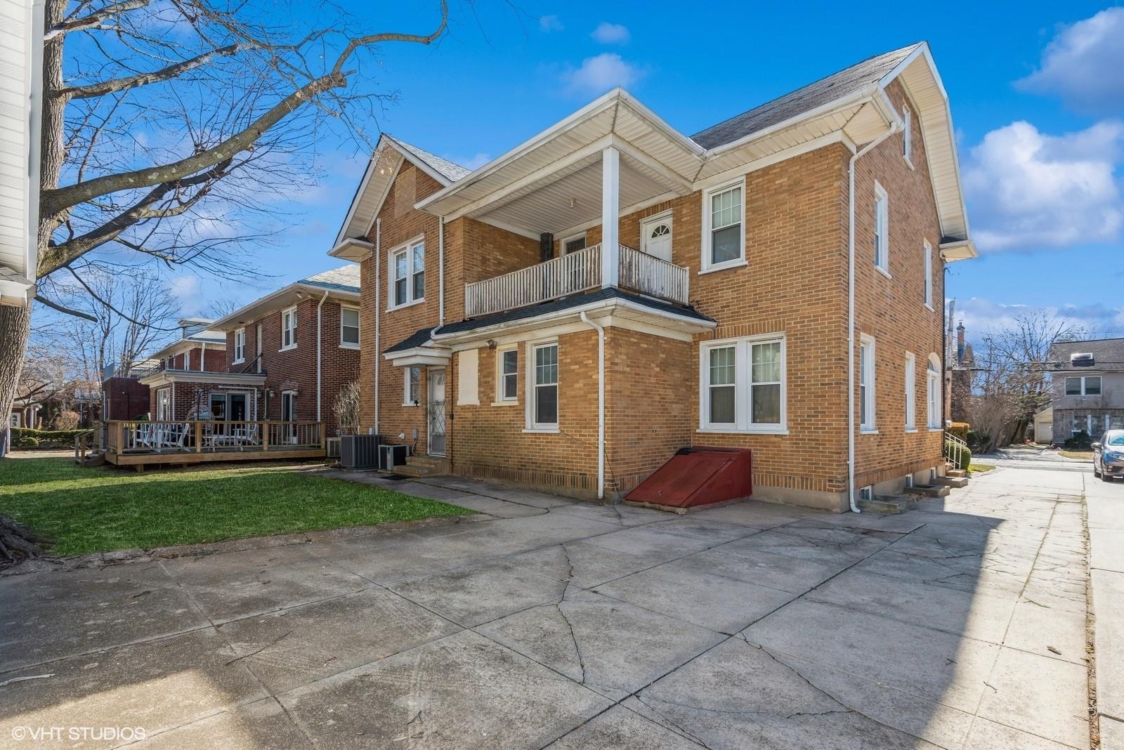 130 Hards Lane, Lawrence, New York image 5
