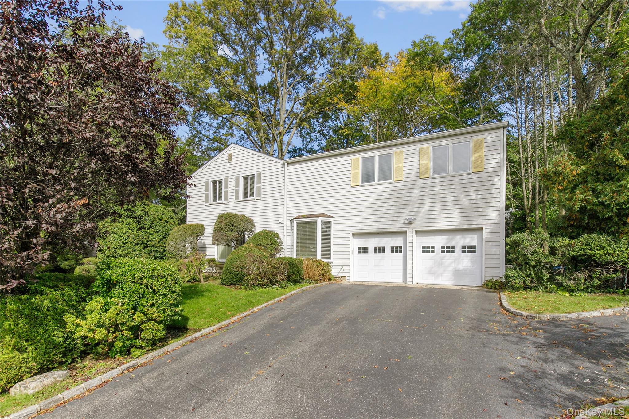 7 Robbins Lane