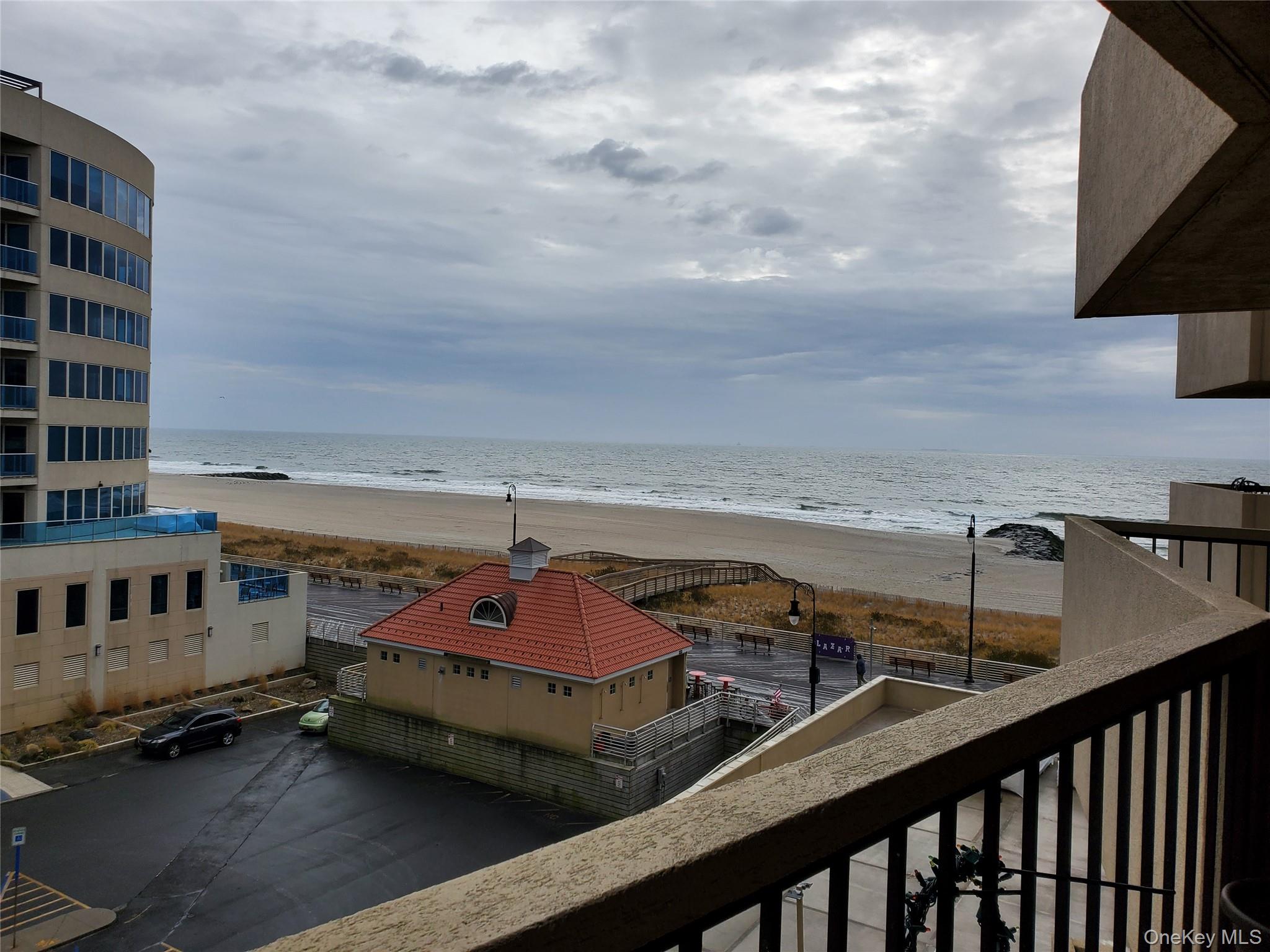 360 SHORE ROAD 5A