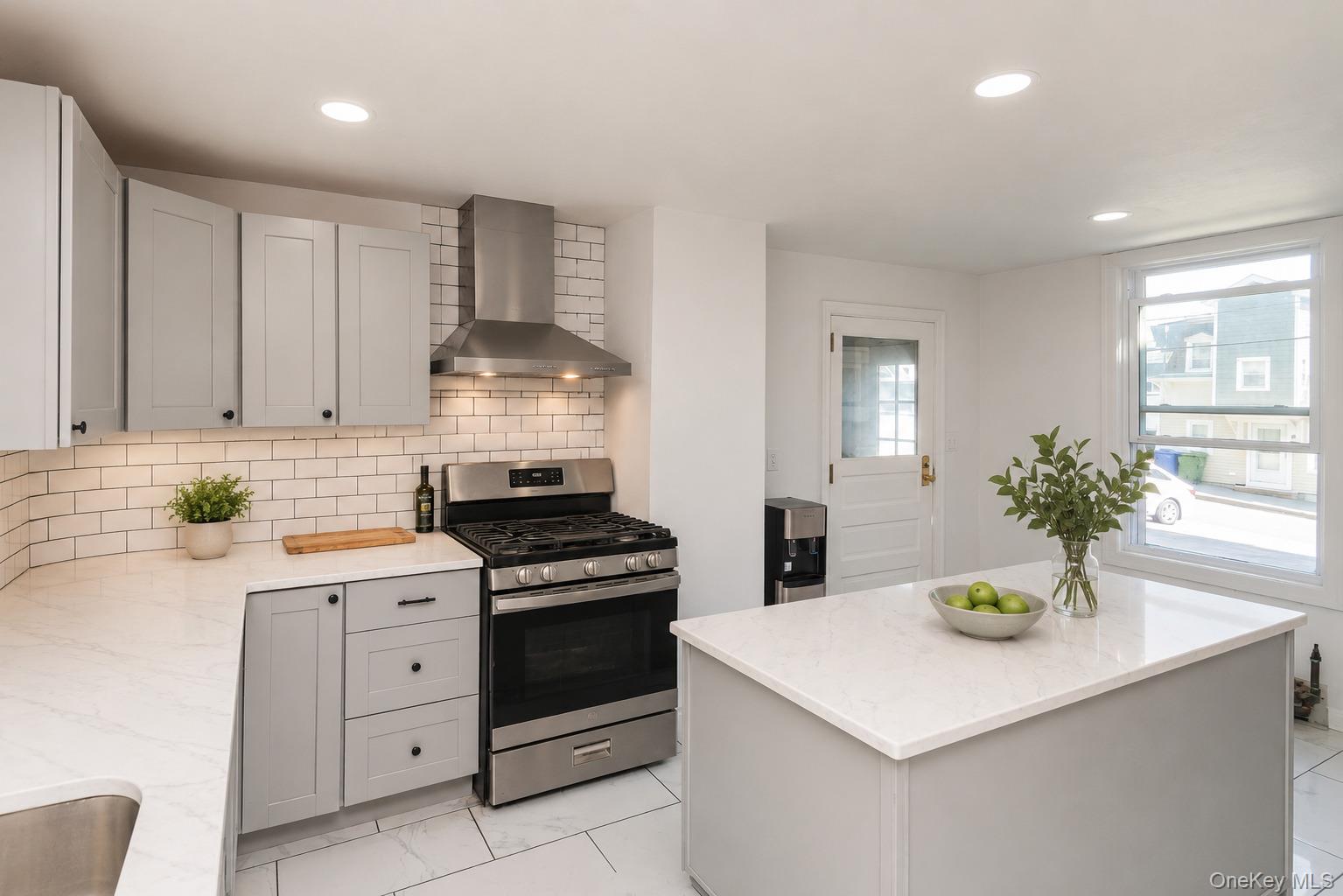 164 Greenwich Avenue