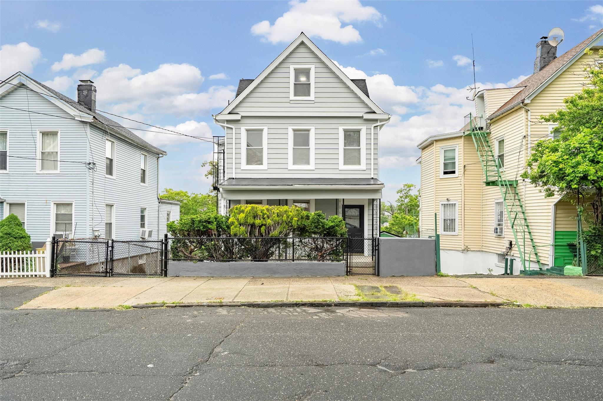 Photo 1 of N Terrace Avenue, Mount Vernon, New York, $879,000, Web #: 862204