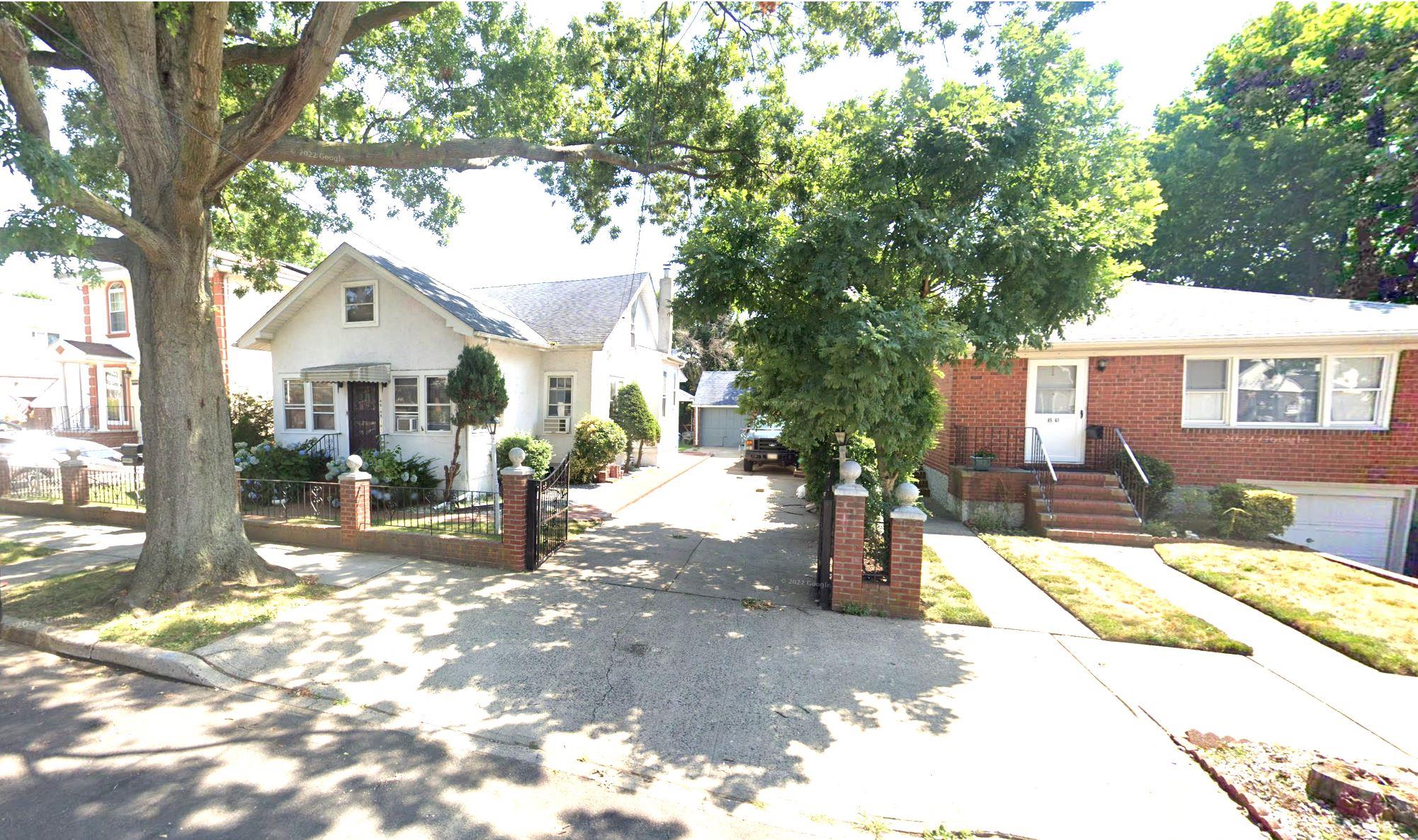 85-55 262 Street, Floral Park, New York image 2