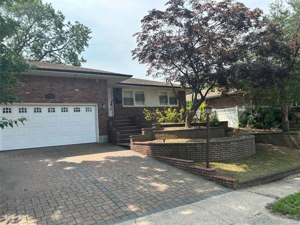 Photo of 770 Allwyn Street Street, Baldwin, NY 11510 (MLS # 1039404)