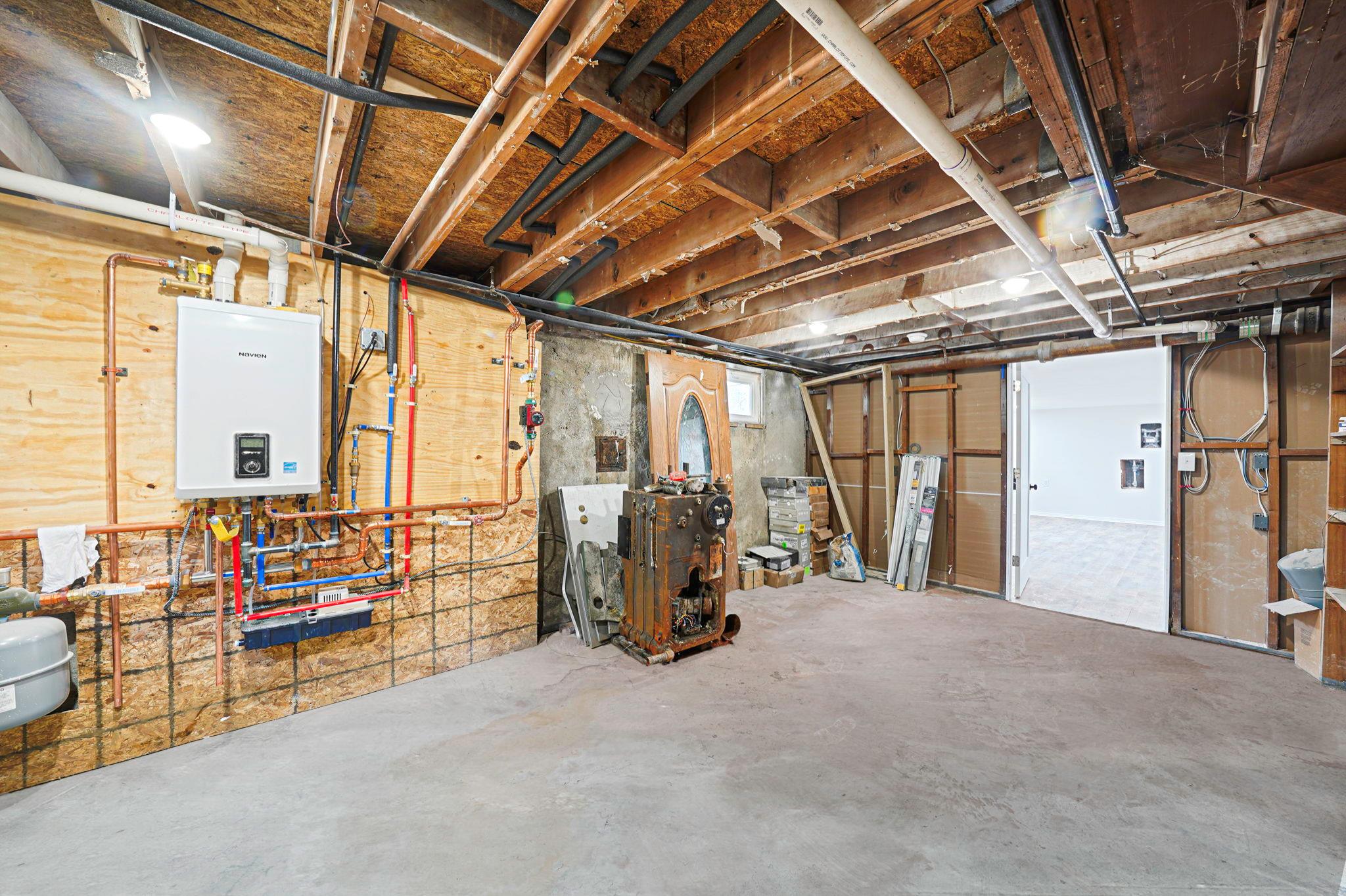 163 Wright Avenue, Malverne, New York image 26