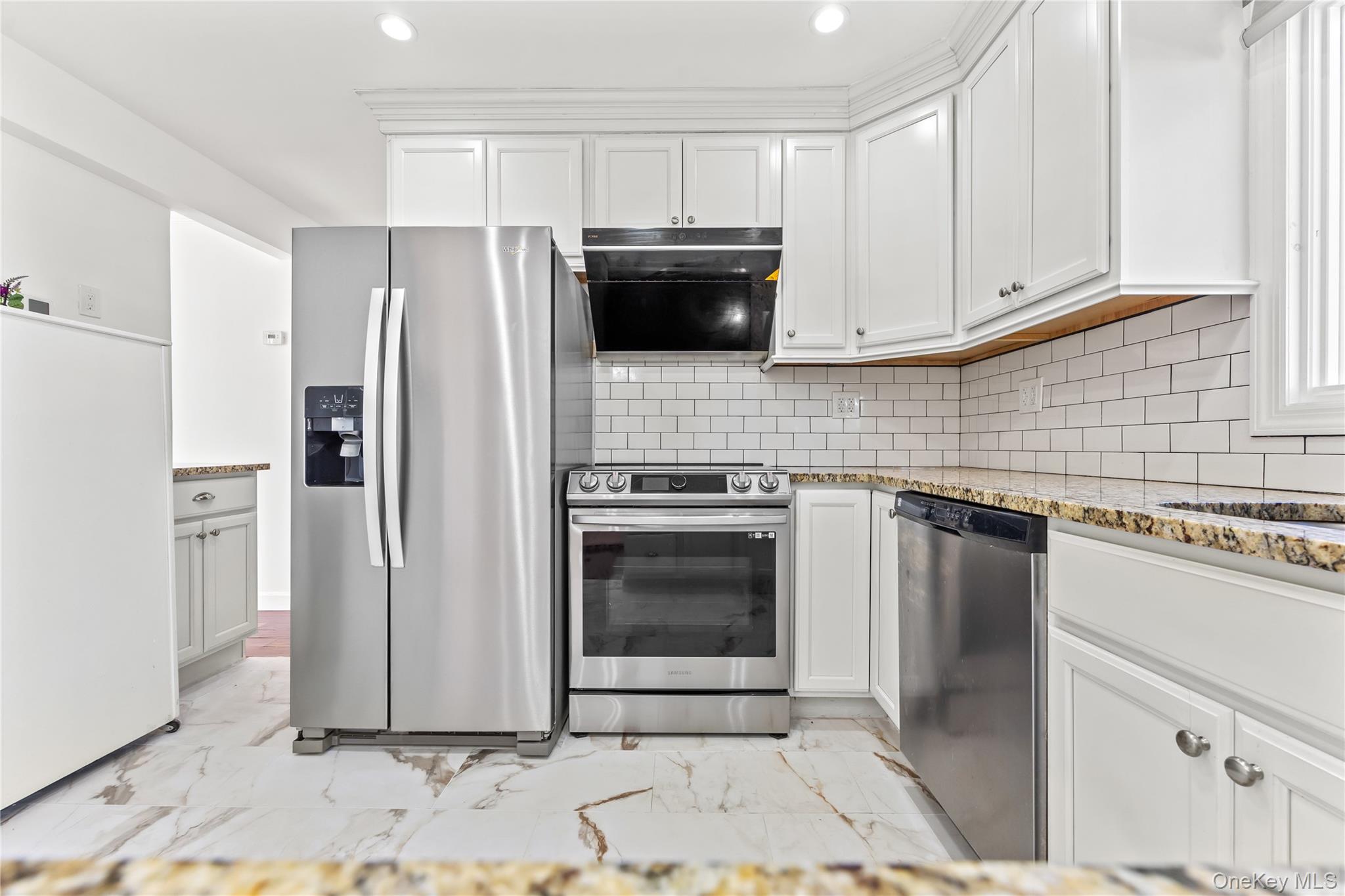 197 Blacksmith Road S