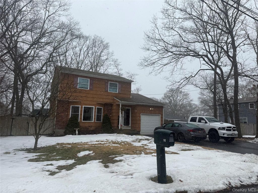 Photo of 92 Southaven Avenue, Mastic, NY 11950 (MLS # 964350)