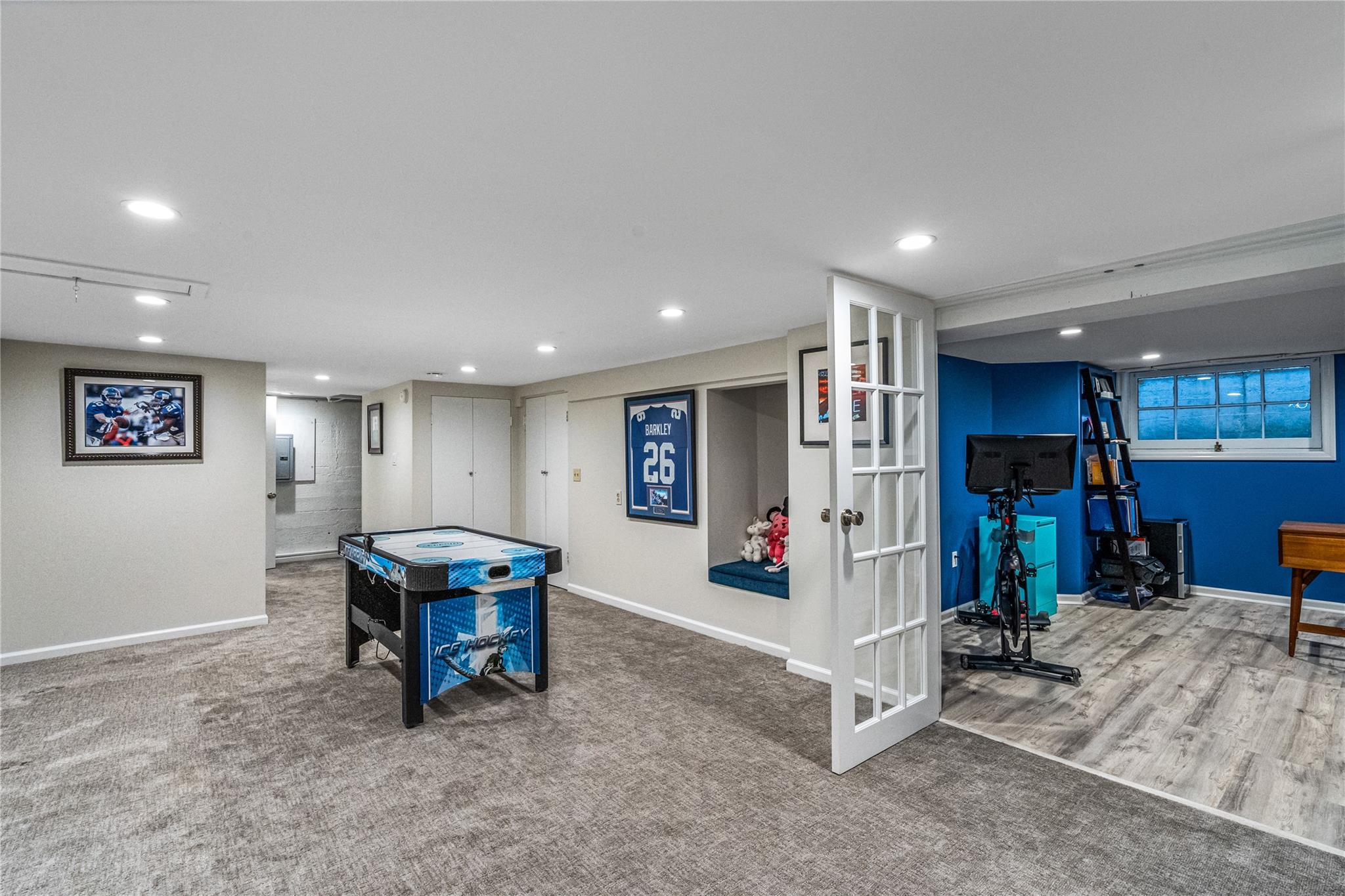 118 Euston Road, Garden City, New York image 30
