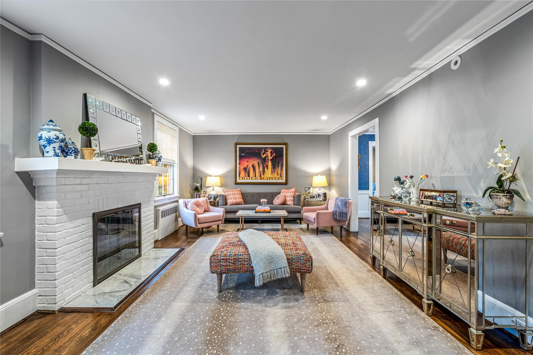 118 Euston Road, Garden City, New York image 5