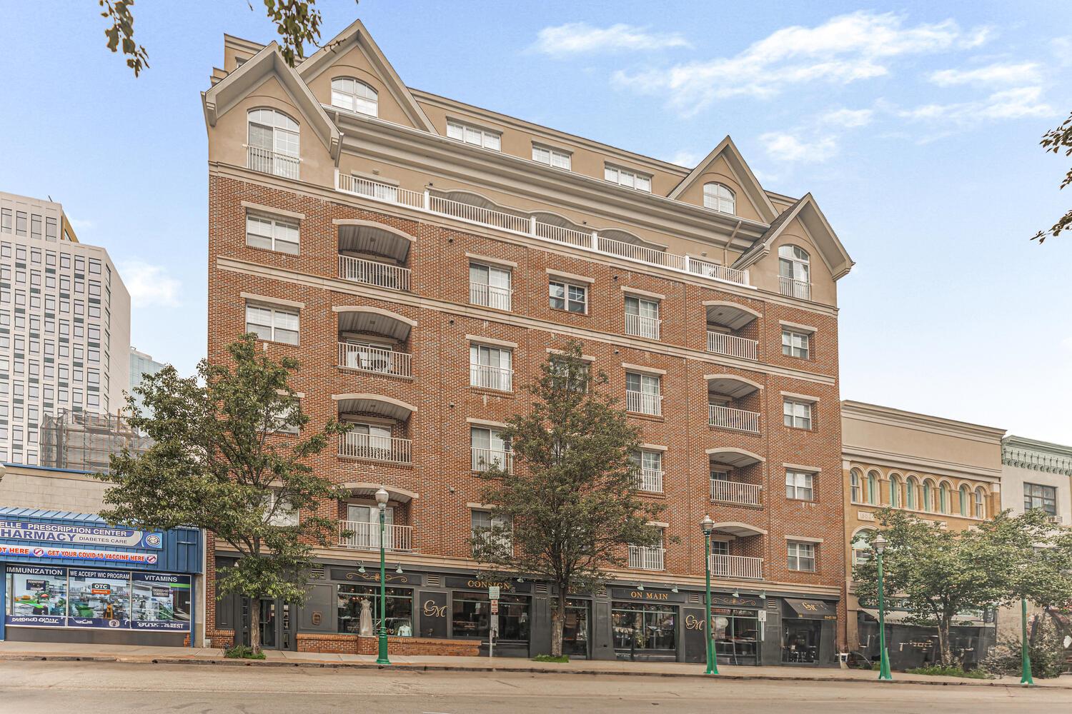 Rental Property at Main Street 313, New Rochelle, New York - Bedrooms: 1 
Bathrooms: 1 
Rooms: 3  - $2,750 MO.
