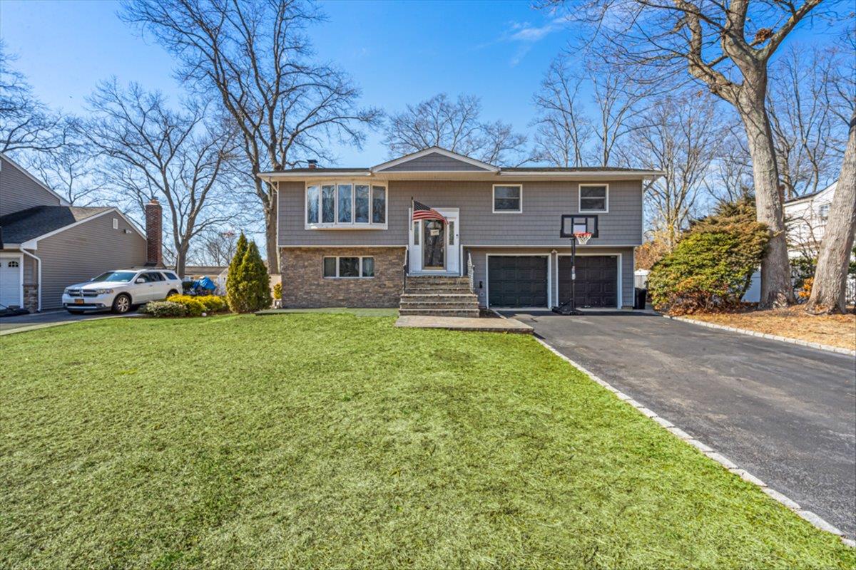Property for Sale at Villa Lane, Smithtown, Hamptons, NY - Bedrooms: 4 
Bathrooms: 2  - $749,000