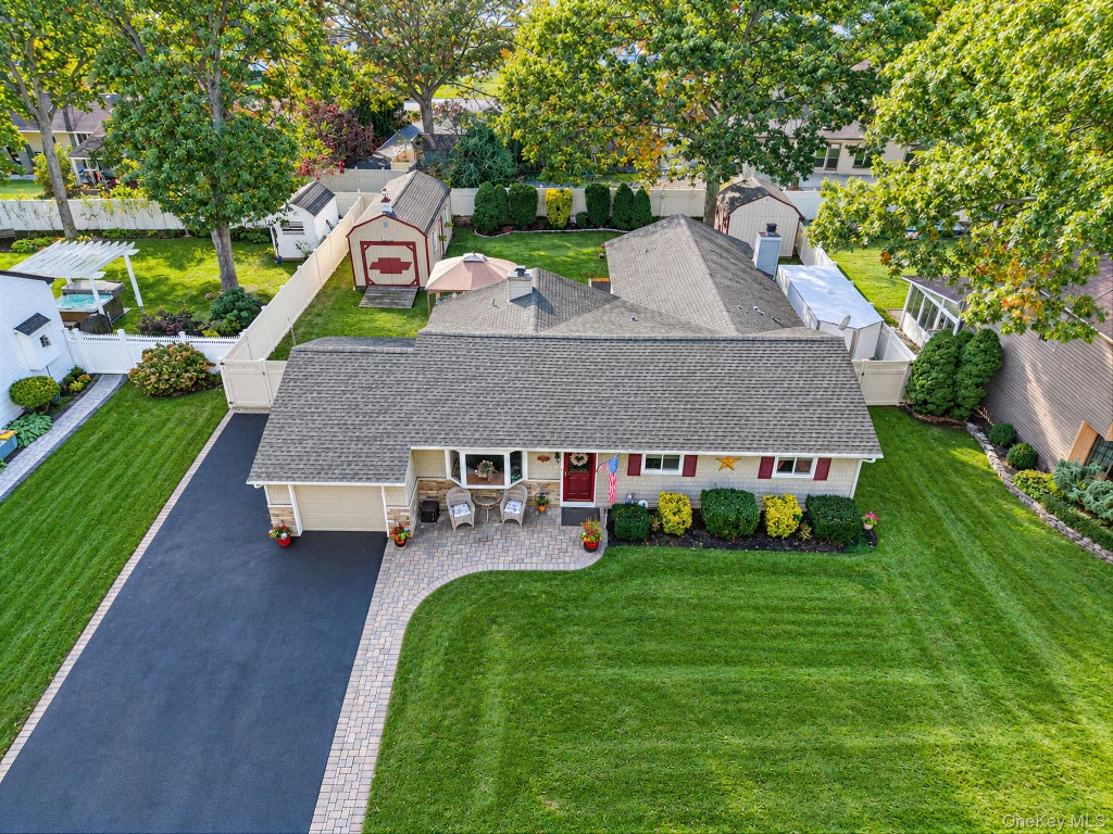Photo of 116 Avenue B, Holbrook, NY 11741 (MLS # 1063994)