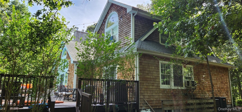 Photo of 5 Emily Court, Hampton Bays, NY 11946 (MLS # 1051417)