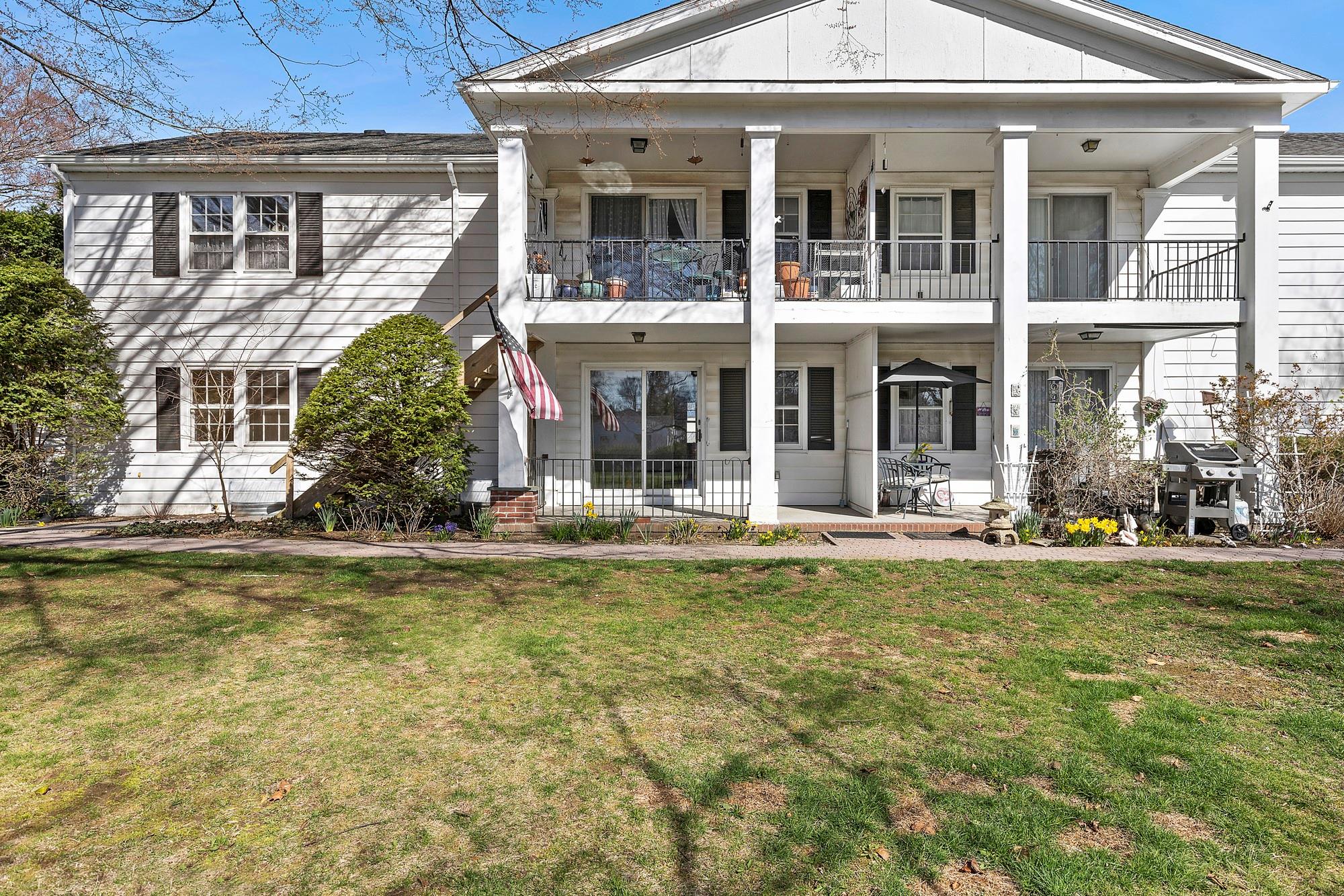 55075 Route 25 #WELLS 1W, Southold, New York image 1