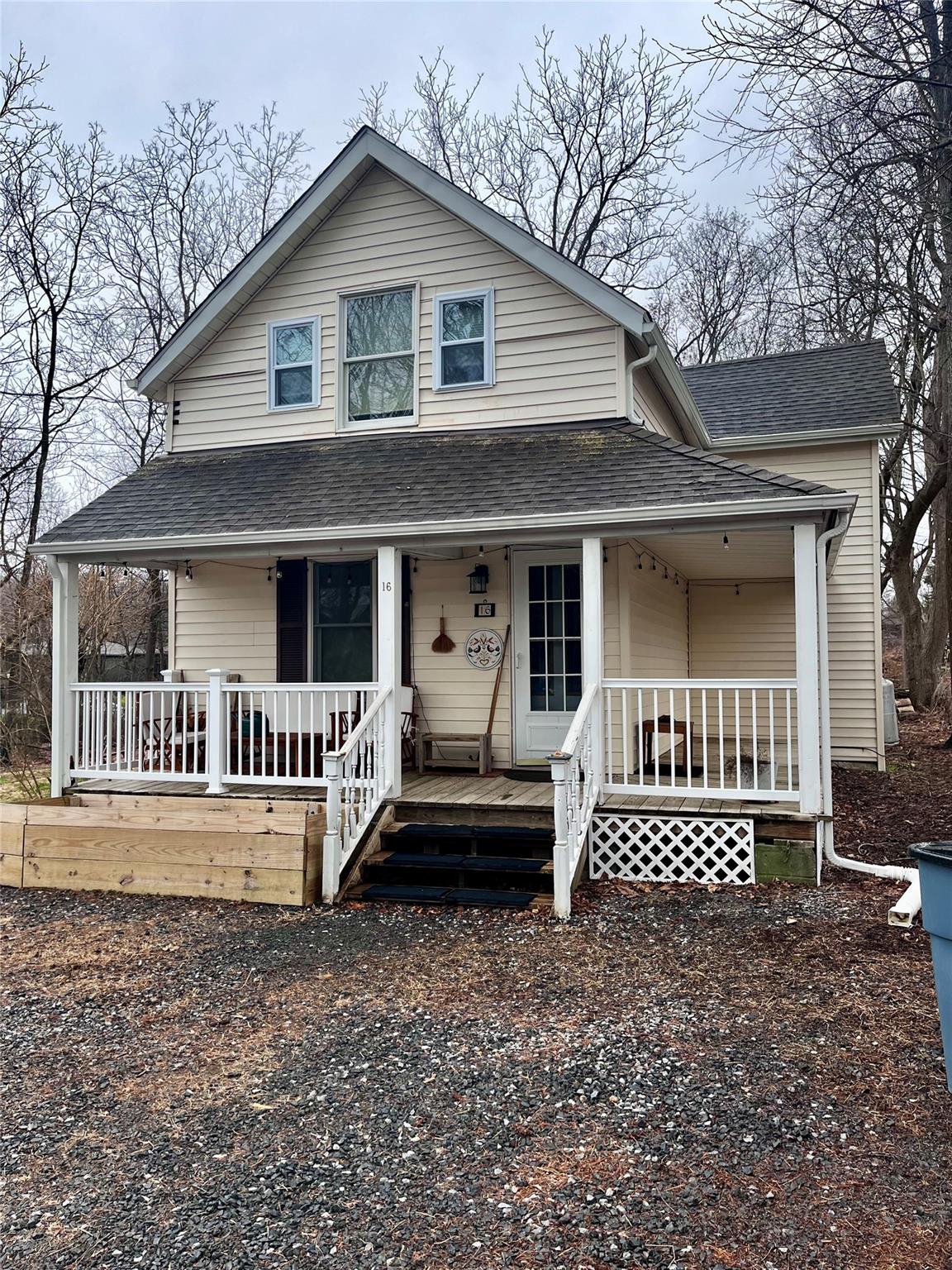 Rental Property at Yeoman Lane, Cornwall, New York - Bedrooms: 3 
Bathrooms: 2 
Rooms: 8  - $2,950 MO.