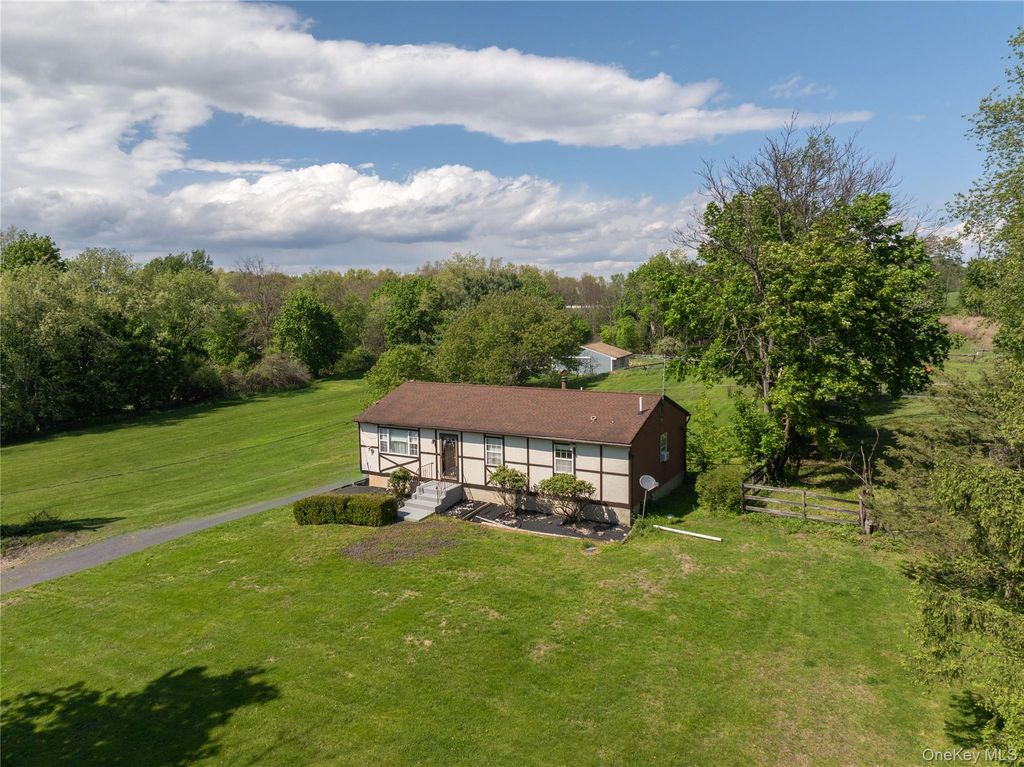 Photo of 200 Conklingtown Road, Goshen, NY 10924 (MLS # 1000742)