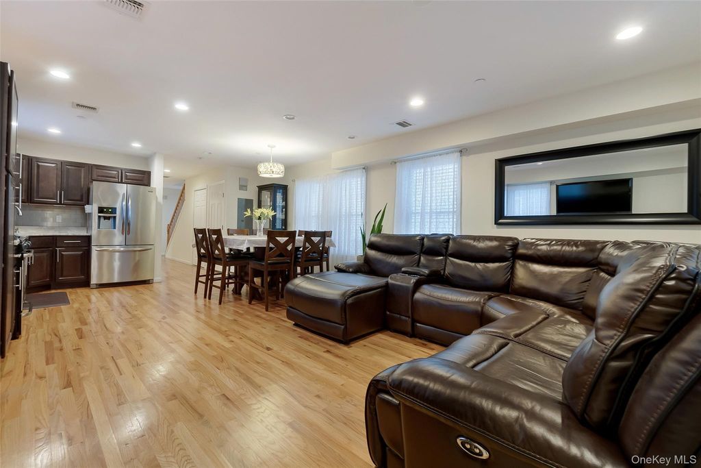 Photo of 32 Janet Lane, Breezy Point, NY 11697 (MLS # 967034)