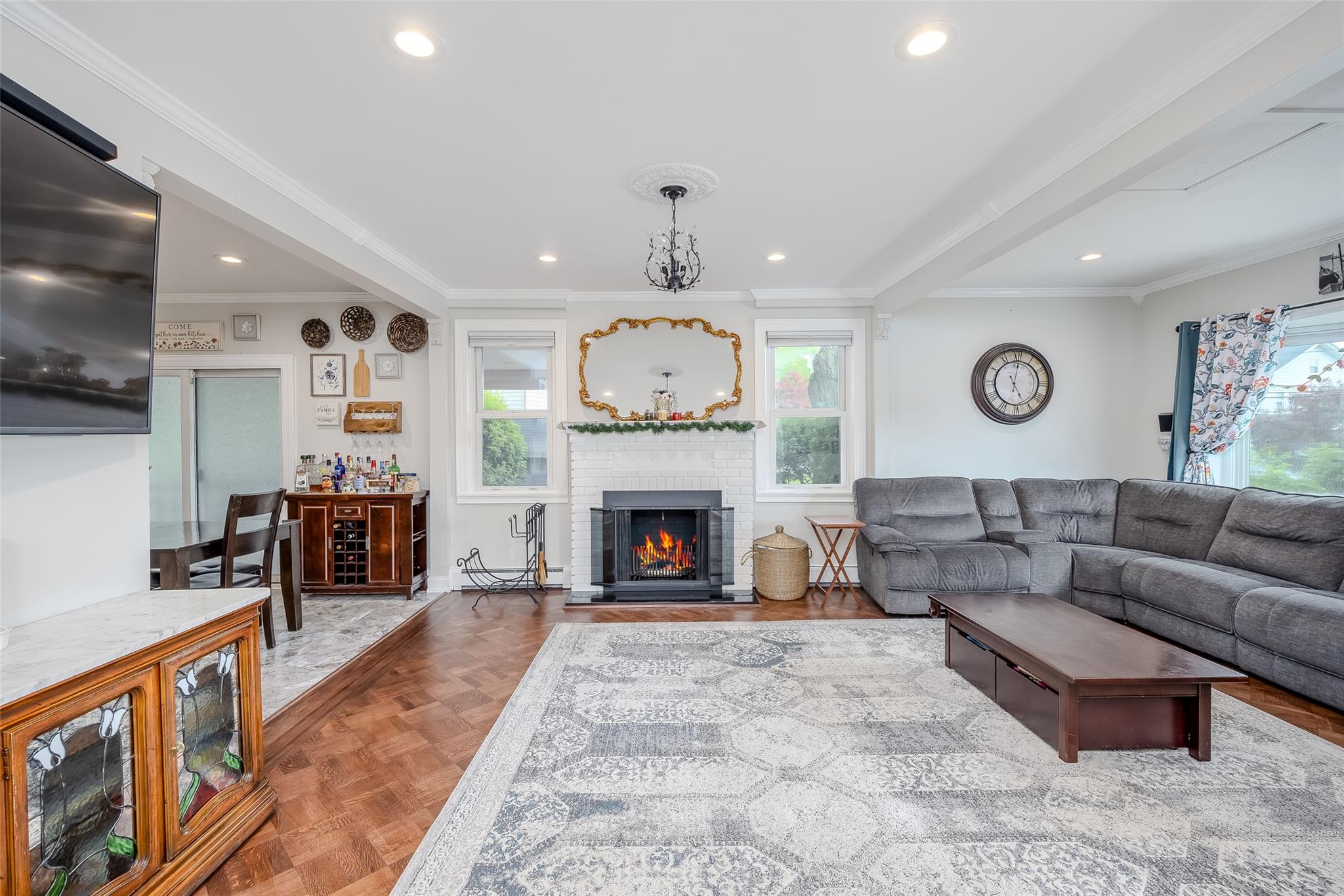 3 Palisade Avenue, Lynbrook, New York image 24