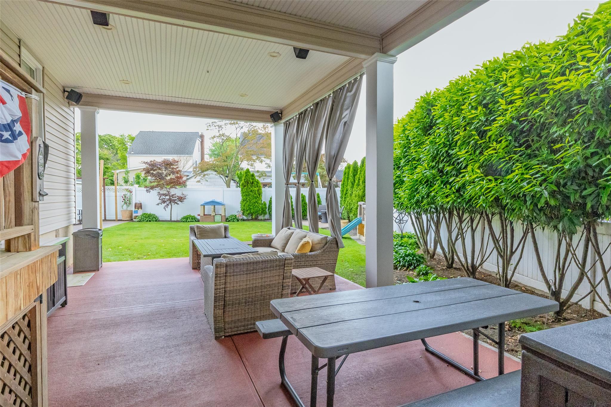 3 Palisade Avenue, Lynbrook, New York image 16