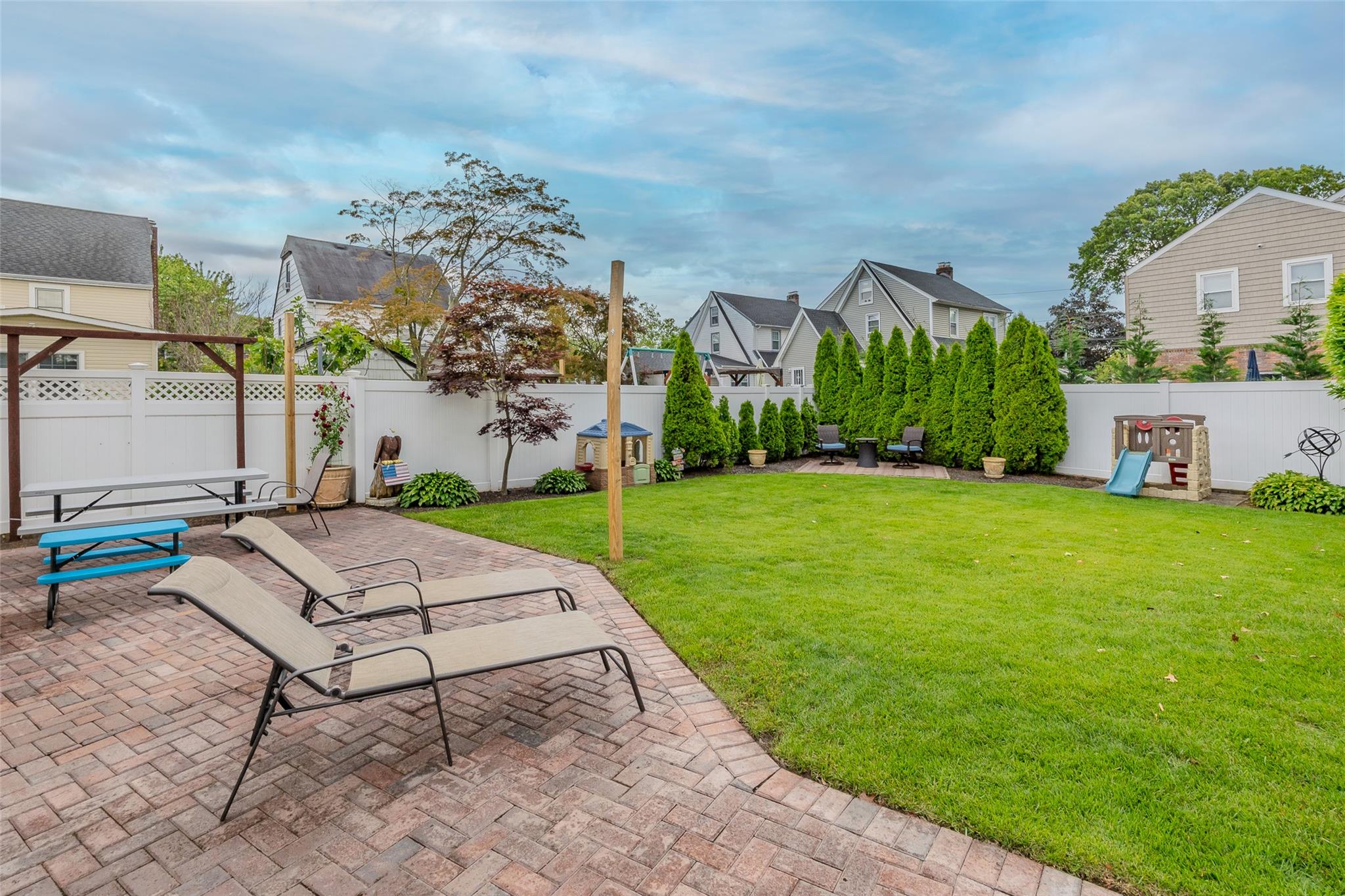 3 Palisade Avenue, Lynbrook, New York image 9