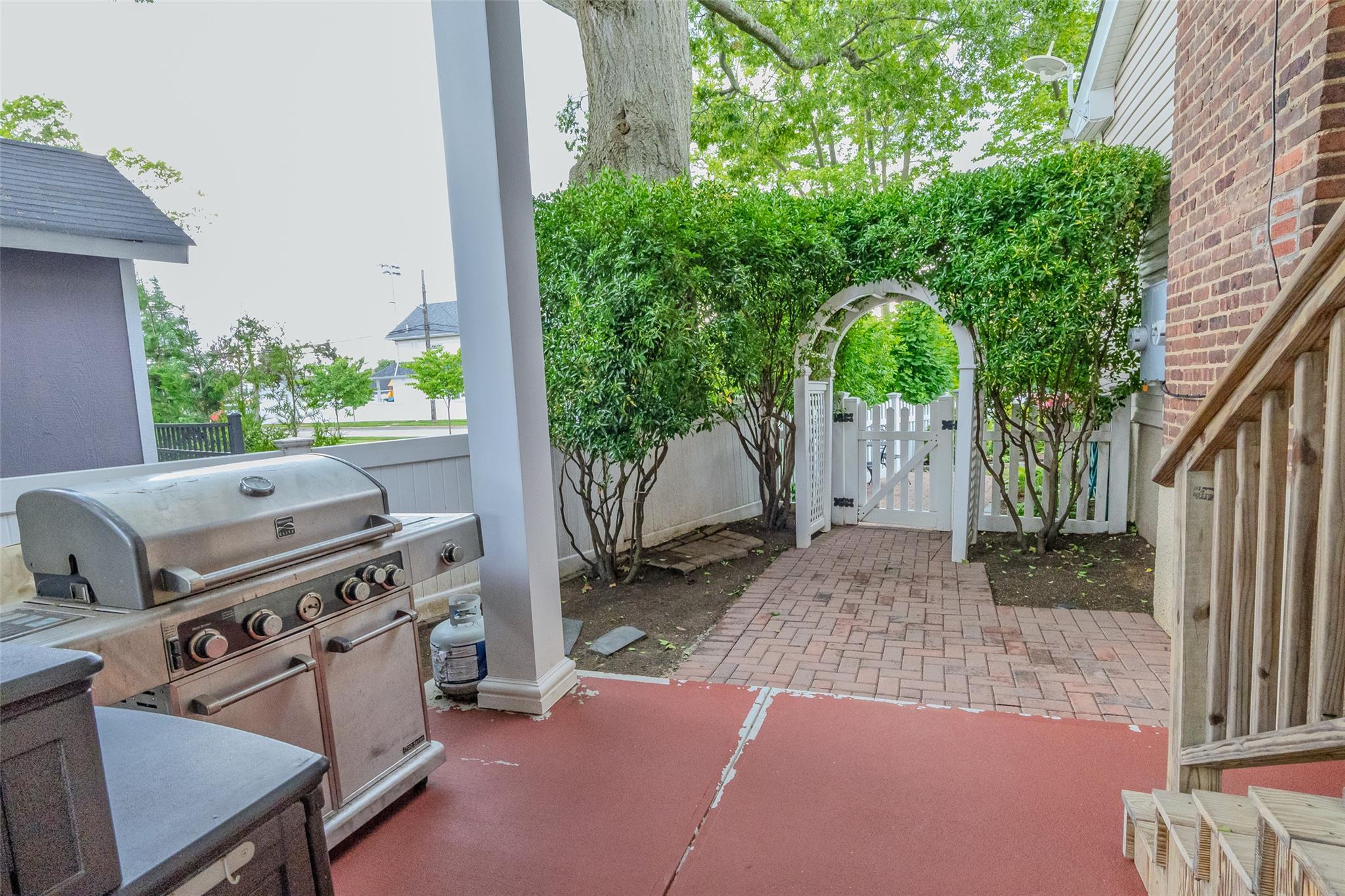 3 Palisade Avenue, Lynbrook, New York image 12