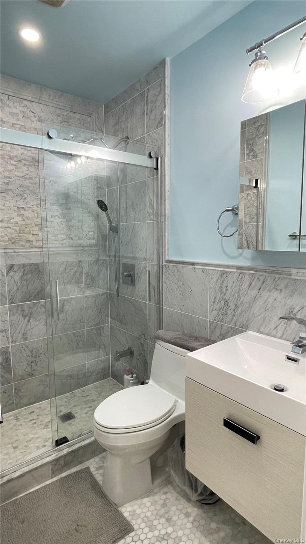 Photo of 24814 Van Zandt Avenue, Little Neck, NY 11362 (MLS # 990066)