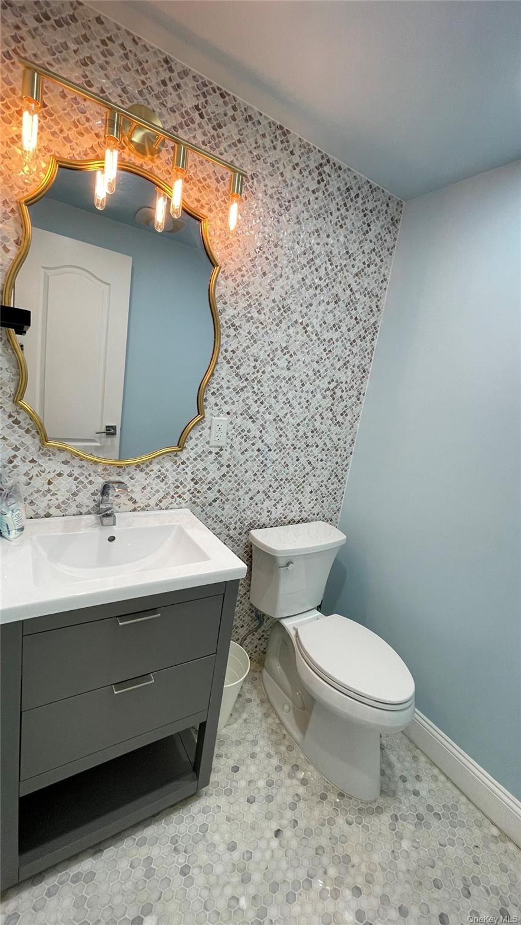 Photo of 24814 Van Zandt Avenue, Little Neck, NY 11362 (MLS # 990066)