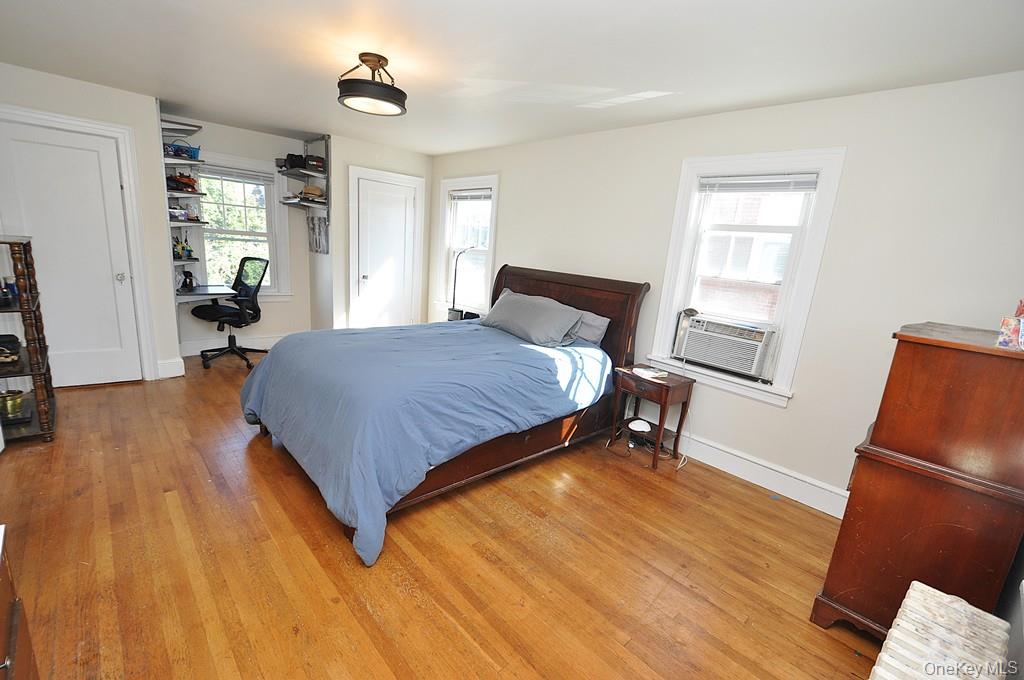 White Plains, New York 10606, United States, 3 Bedrooms Bedrooms, ,2 BathroomsBathrooms,Residential,Active,222772