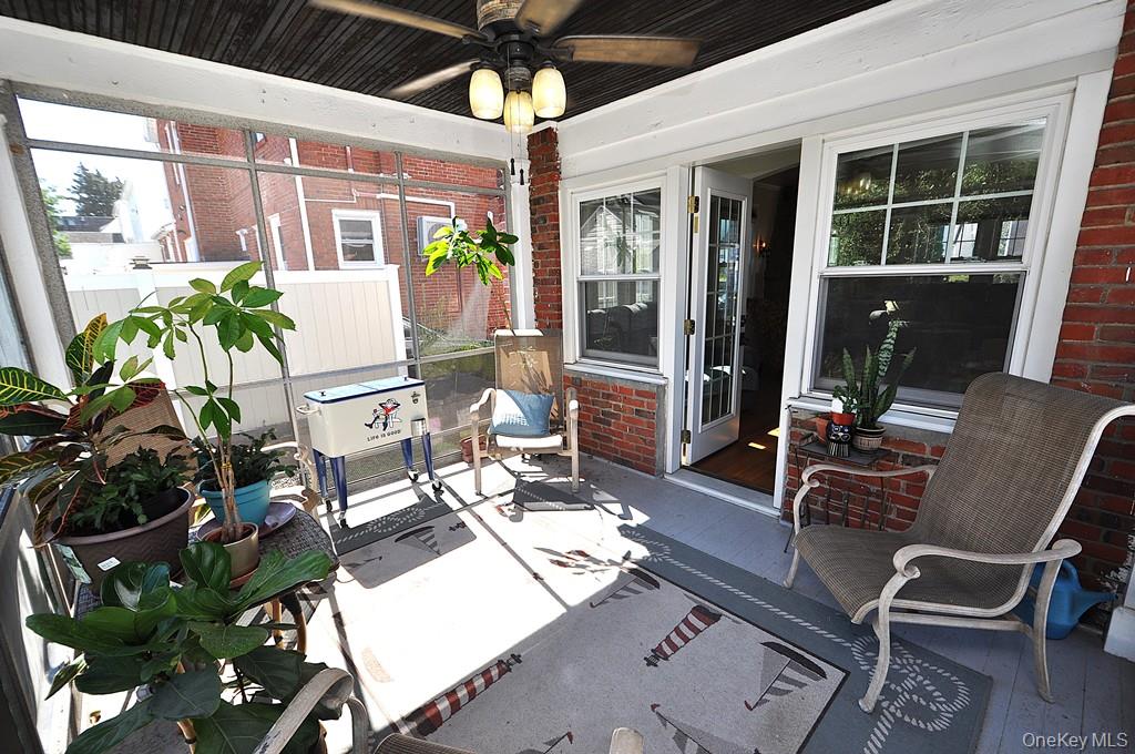 White Plains, New York 10606, United States, 3 Bedrooms Bedrooms, ,2 BathroomsBathrooms,Residential,Active,222772