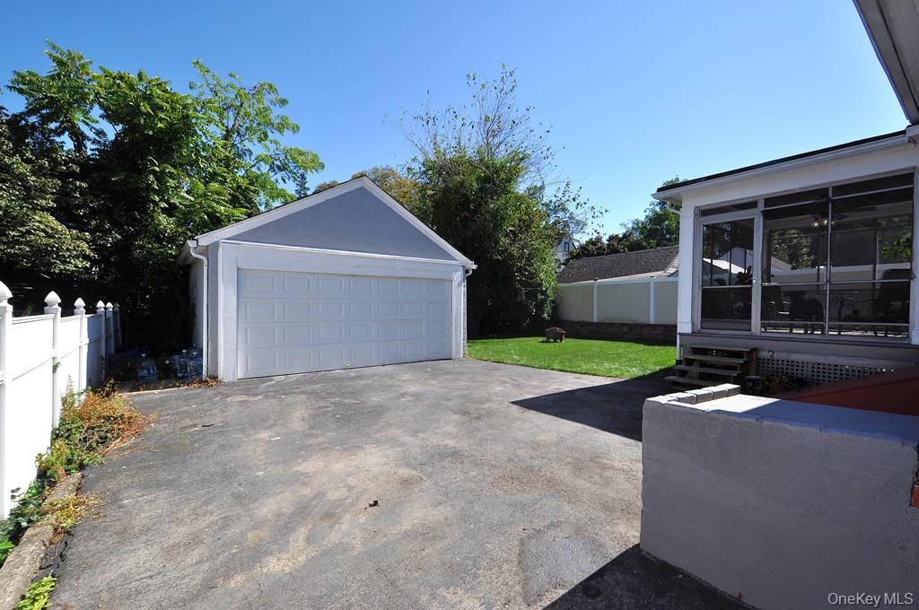 White Plains, New York 10606, United States, 3 Bedrooms Bedrooms, ,2 BathroomsBathrooms,Residential,Active,222772