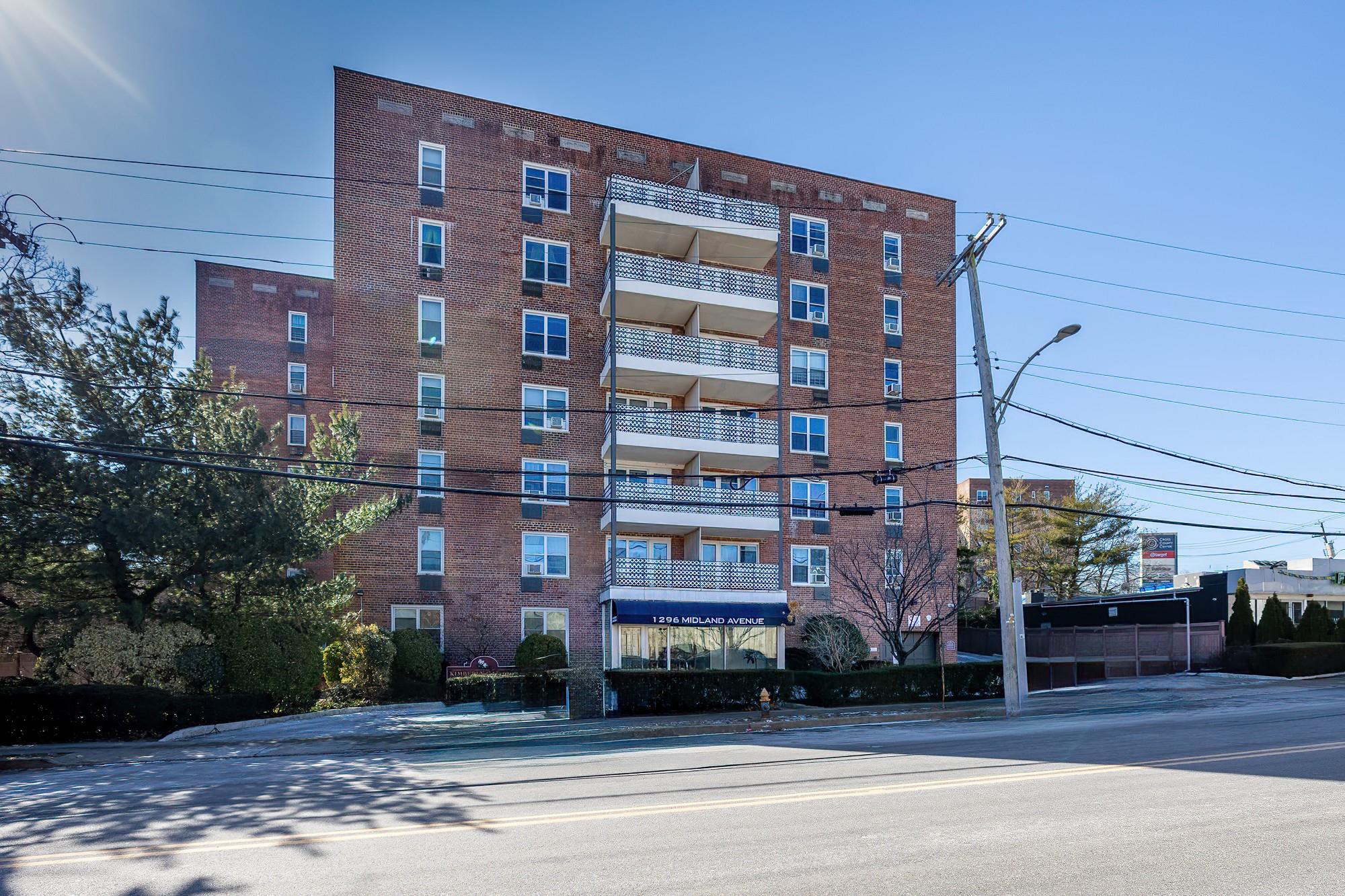 1296 Midland Avenue #E6, Yonkers, New York image 2