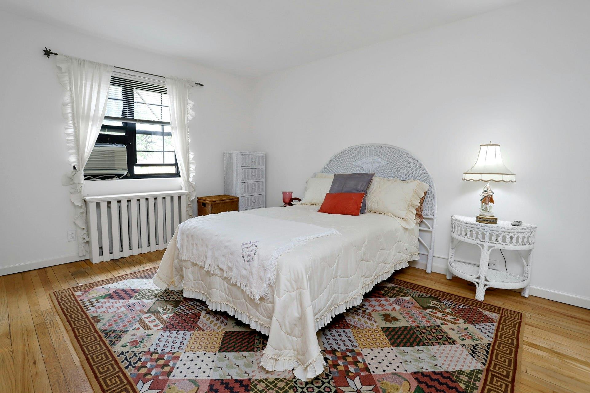 12 Field End Lane #APT 1, Eastchester, New York image 16