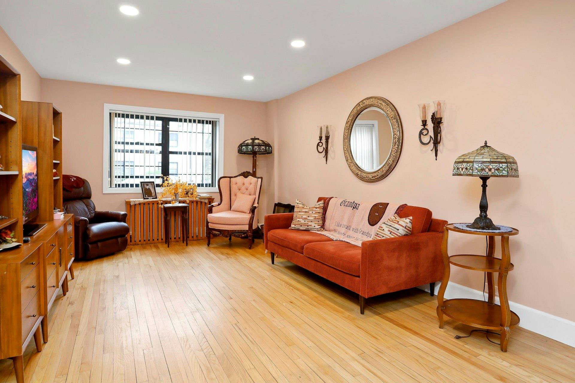 12 Field End Lane #APT 1, Eastchester, New York image 13
