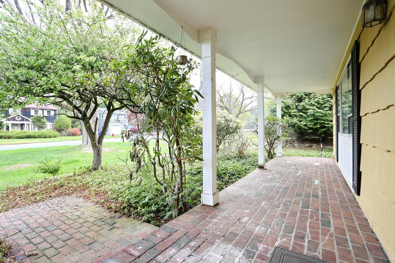 7 Macintosh Lane, Monsey, New York image 3