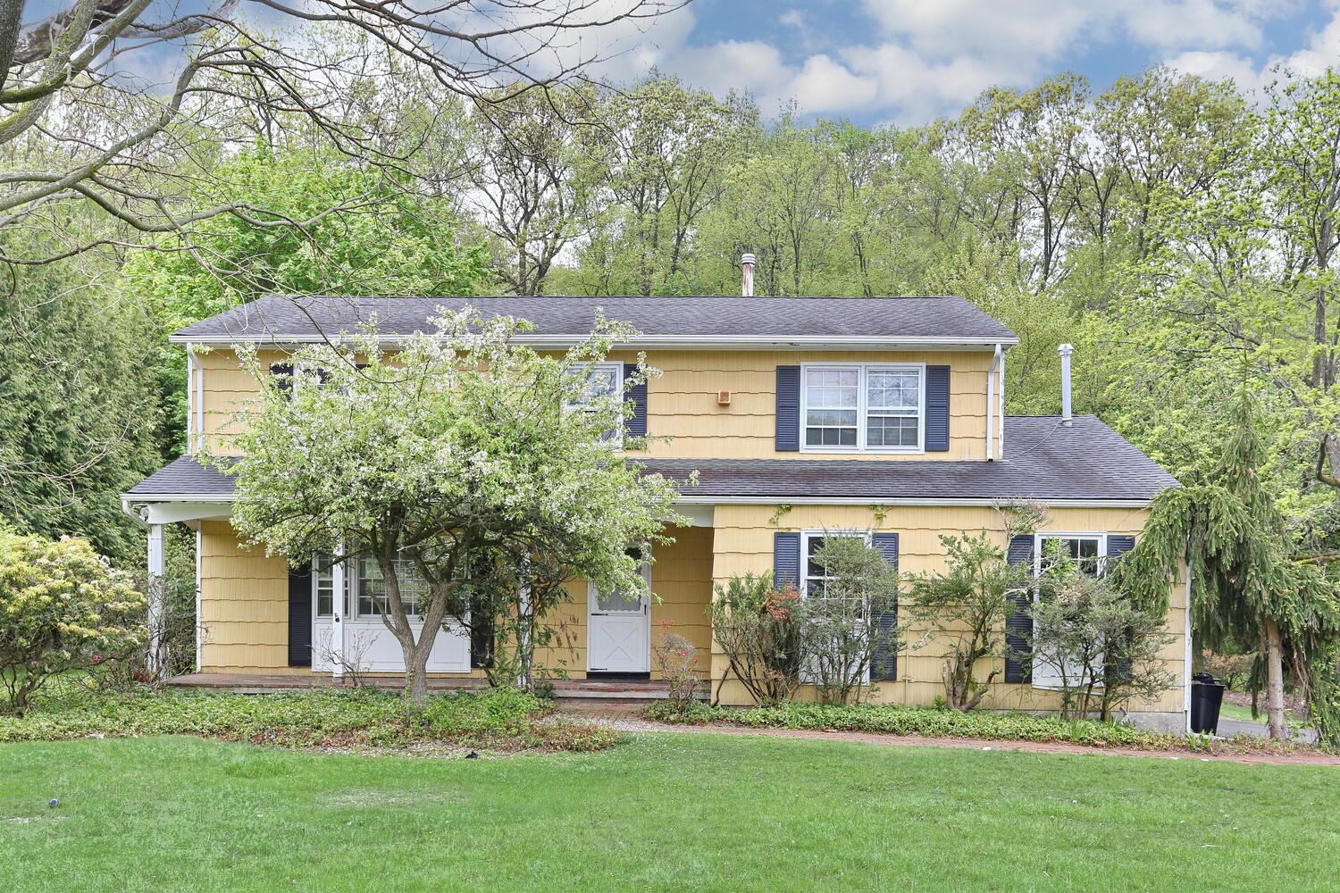 7 Macintosh Lane, Monsey, New York image 1